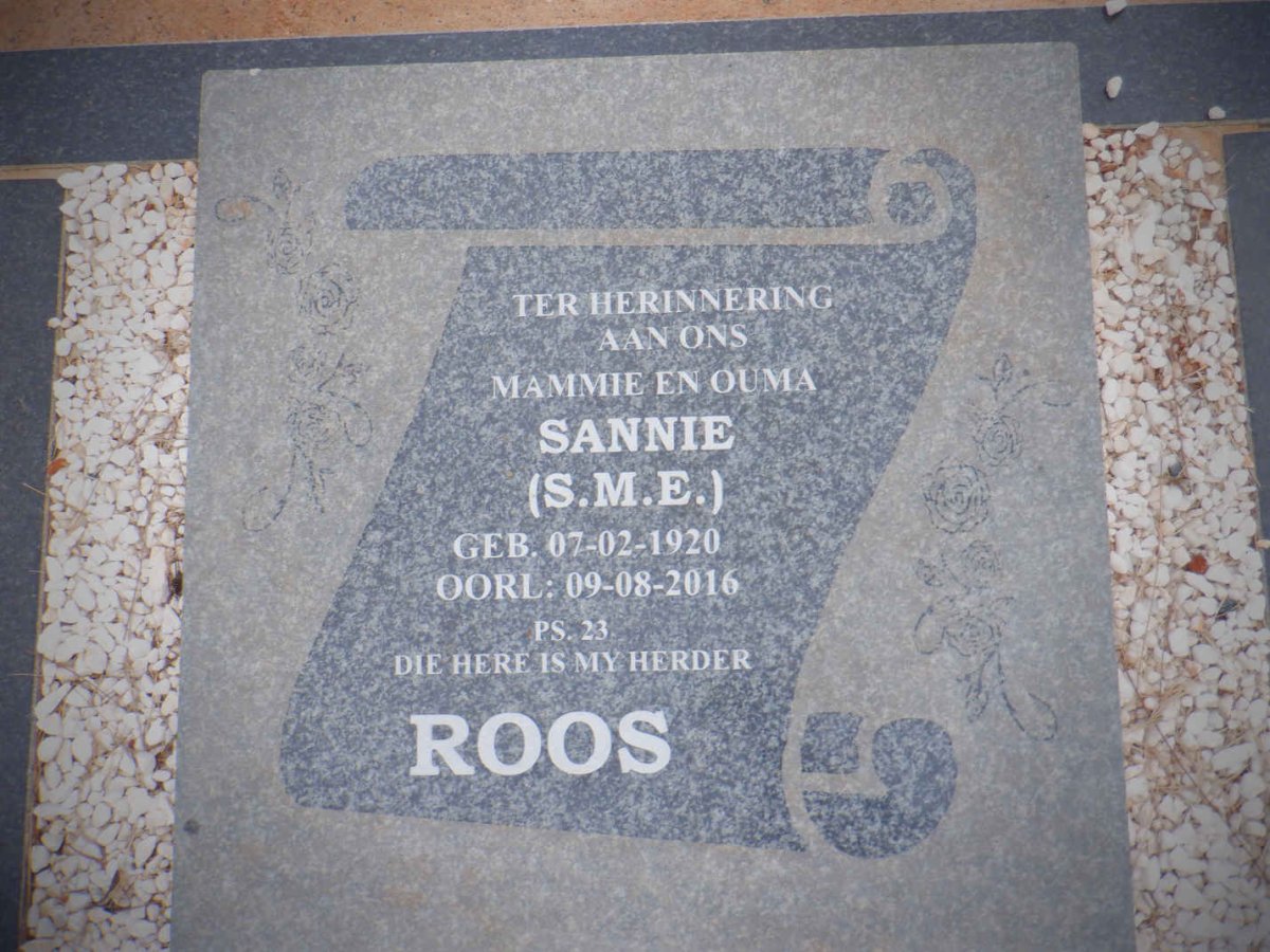 ROOS Sannie S.M.E. 1920-2016