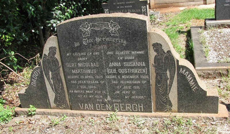 BERGH Gert Nicolaas Marthinus, van den 1909-1960 &amp; Anna Susanna OOSTHUIZEN 1905-1971