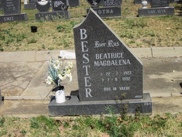 BESTER Beatrice Magdalena 1923-1992