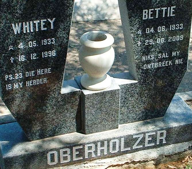 OBERHOLZER Whitey 1933-1996 &amp; Bettie 1933-2009