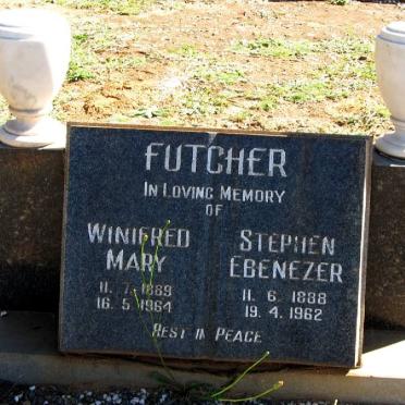 FUTCHER Stephen Ebenezer 1888-1962 &amp; Winifred Mary 1889-1964