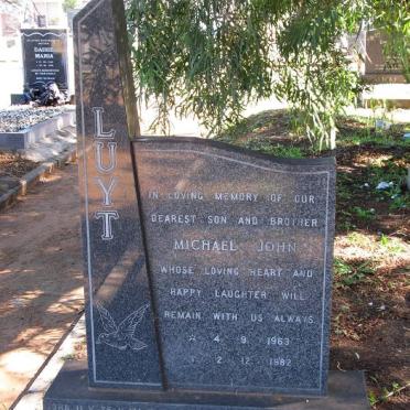 LUYT Michael John 1963-1982