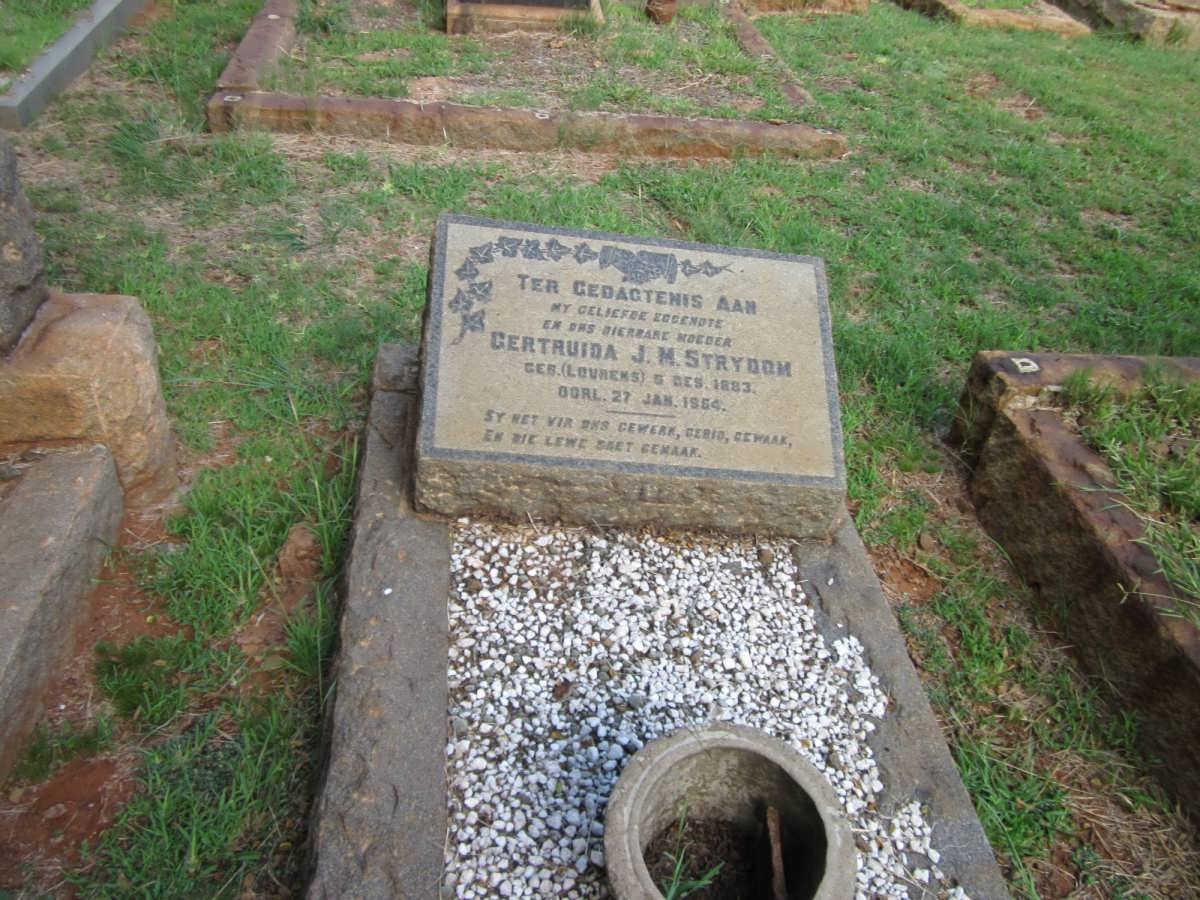 STRYDOM Gertruida J.M. nee LOURENS 1883-1954