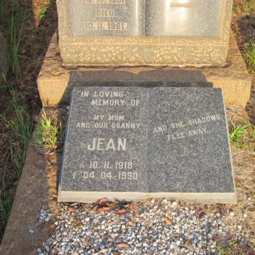 ULYETT Gerald C. 1901-1951 &amp; Jean 1918-1990