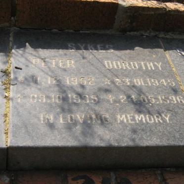 SYKES Peter 1952-1995 &amp; Dorothy 1945-1996