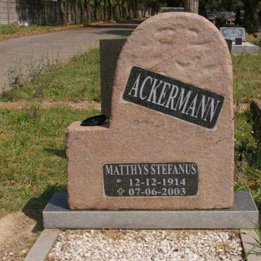 ACKERMANN Matthys Stefanus 1914-2003 &amp; Heila Levina 1917-1976 :: ACKERMANN Hennie 1942-1999