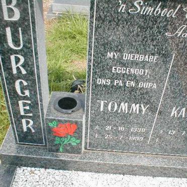 BURGER Tommy 1938-1999 &amp; Kathy 1946-