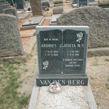 BERG Andries J., van den 1889-1950 &amp;  Jodita M.S. 1887-1966
