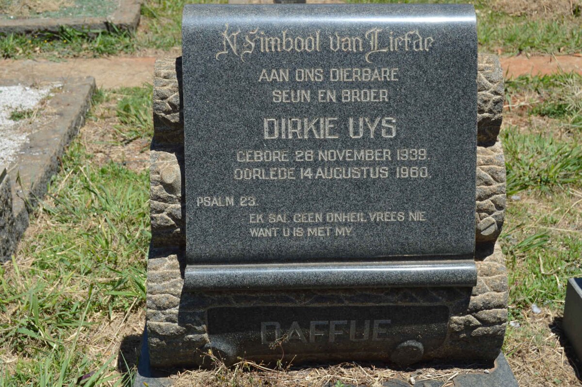 DAFFUE Dirkie Uys 1939-1960