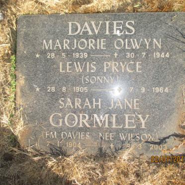 DAVIES Lewis Pryce 1905-1964 :: GORMLEY Sara Jane formerly DAVIES nee WILSON 1904-2003 :: DAVIES Marjorie Olwyn 1939-1944