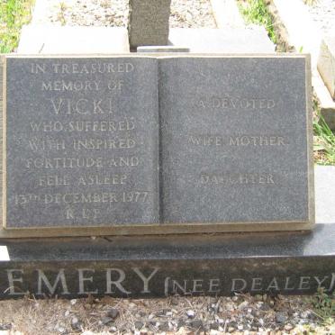 EMERY Vicki nee DEALEY -1977