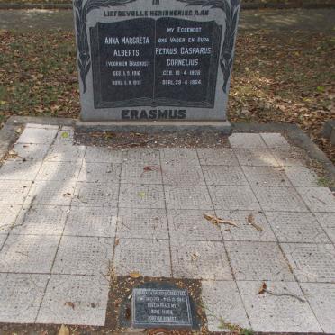 ERASMUS Petrus Casparus Cornelius 1908-1964 &amp; Anna Margreta ALBERTS formerly ERASMUS 1916-1975