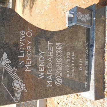 GORDON Wendy Margaret 1970-1994