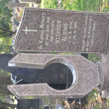 JARDIM Stephen Albino 1975-1994