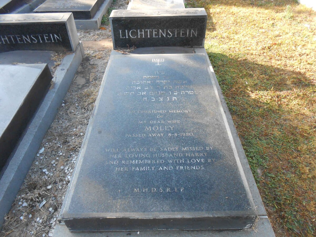 LICHTENSTEIN Molly -1980