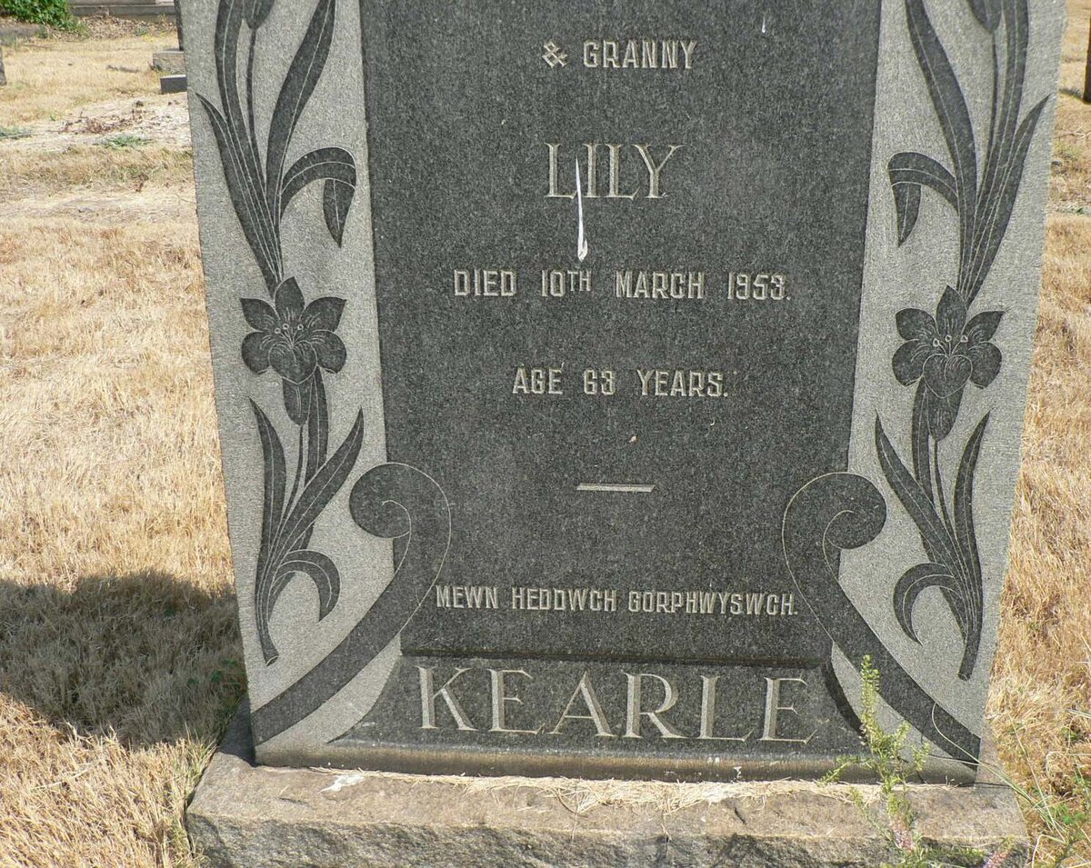 KEARLE Lily -1953