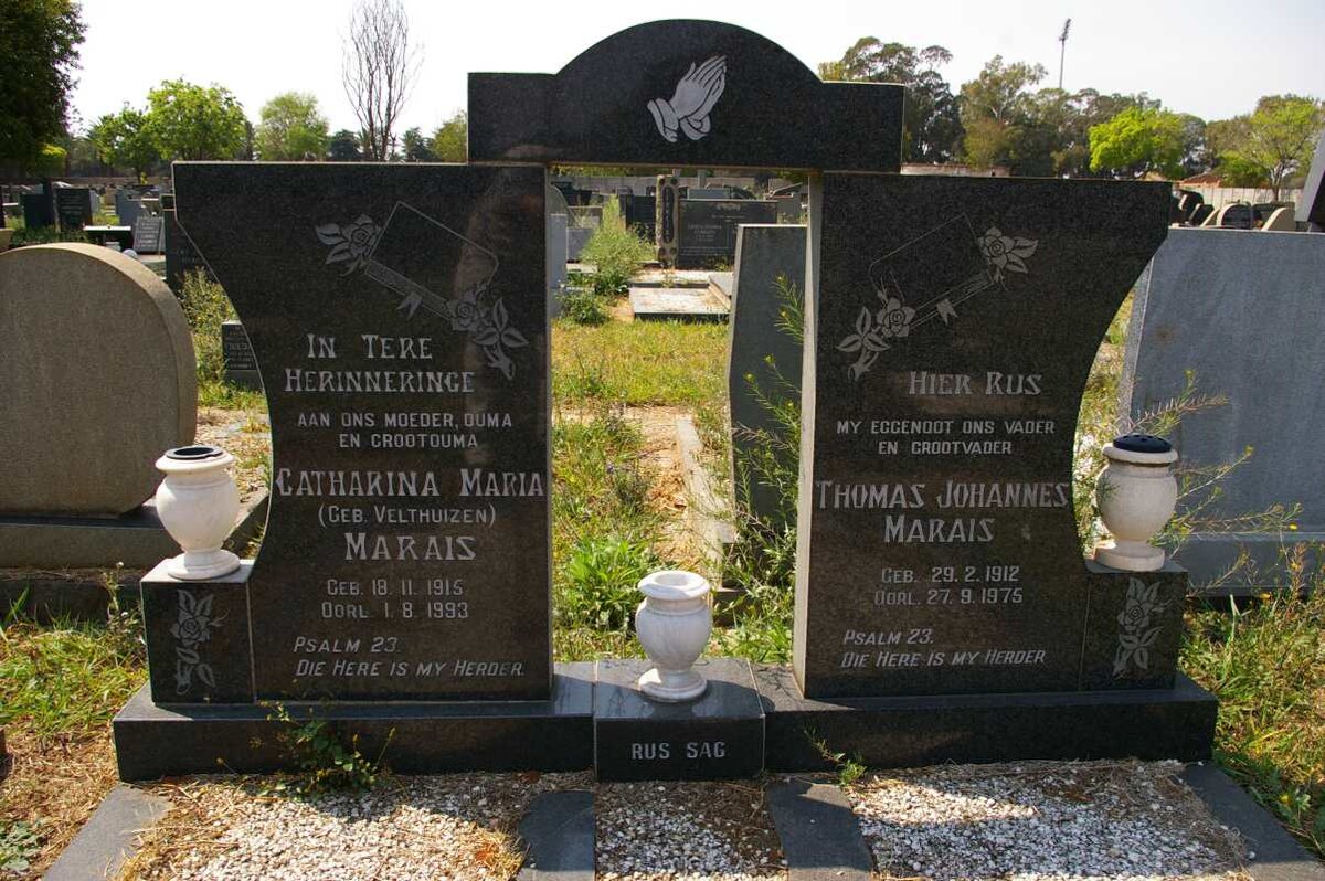 MARAIS Thomas Johannes 1912-1975 &amp; Catharina Maria VELTHUIZEN 1915-1993
