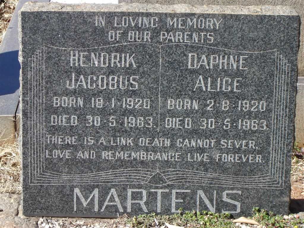 MARTENS Hendrik Jacobus 1920-1963 &amp; Daphne Alice 1920-1963