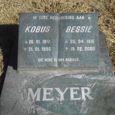 MEYER Kobus 1912-1996 &amp; Bessie 1916-2000