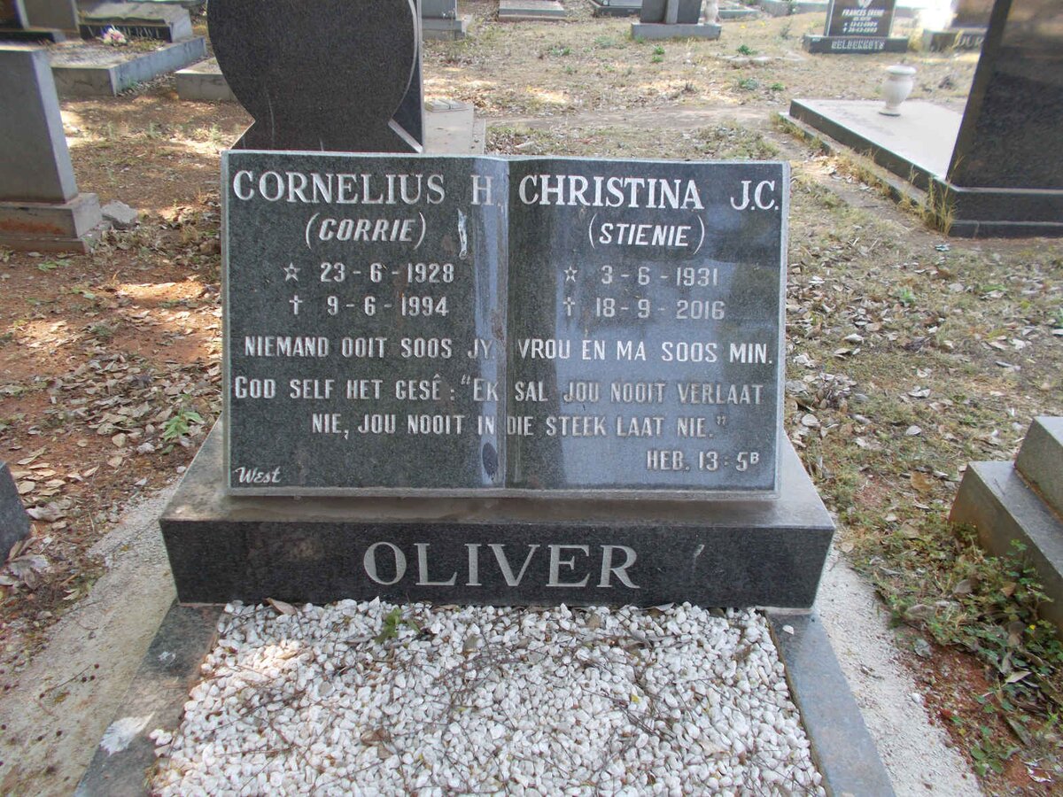 OLIVER Cornelius H. 1928-1994 &amp; Christina J.C. 1931-2016