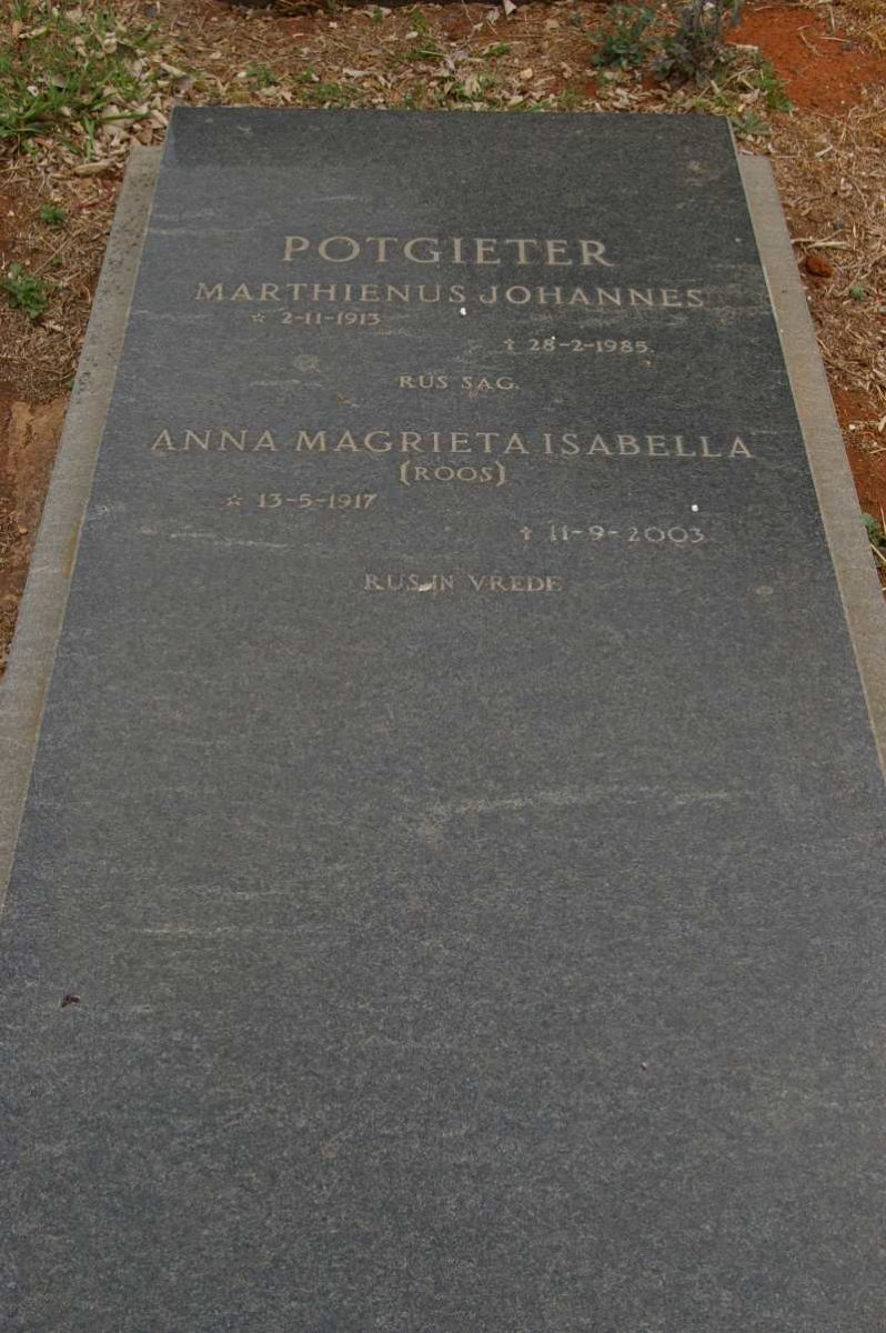 POTGIETER Marthienus Johannes 1913-1985 &amp; Anna Margarieta Isabella ROOS 1917-2003