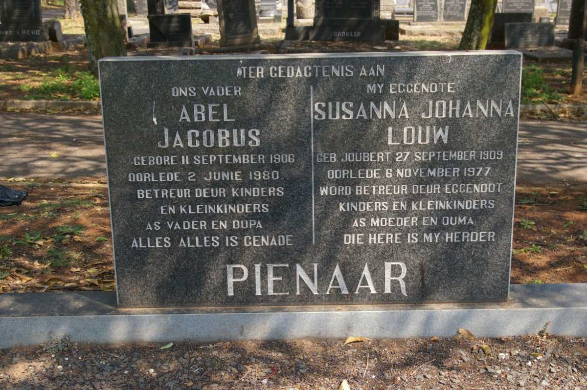 PIENAAR Abel Jacobus 1906-1980 &amp; Susanna Johanna LOUW 1909-1977