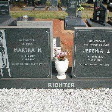 RICHTER Jeremia J. 1920-1977 &amp; Martha M. 1922-1990