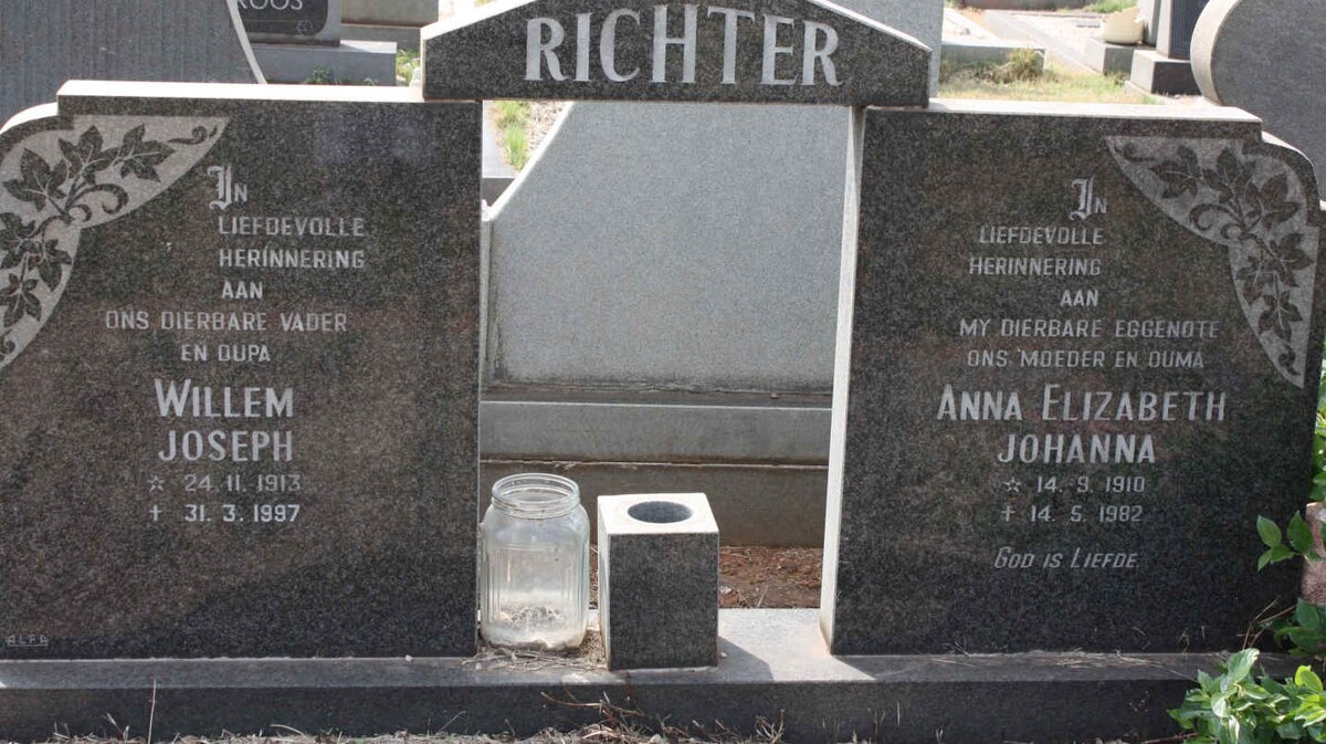 RICHTER Willem Joseph 1913-1997 &amp; Anna Elizabeth Johanna 1910-1982