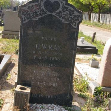 RAS H.W. 1894-1966 &amp; M.M. 1889-1981