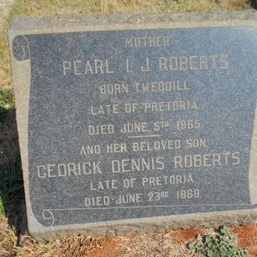 ROBERTS Cedrick Dennis -1969 &amp; Pearl I.J. TWEDDILL -1965