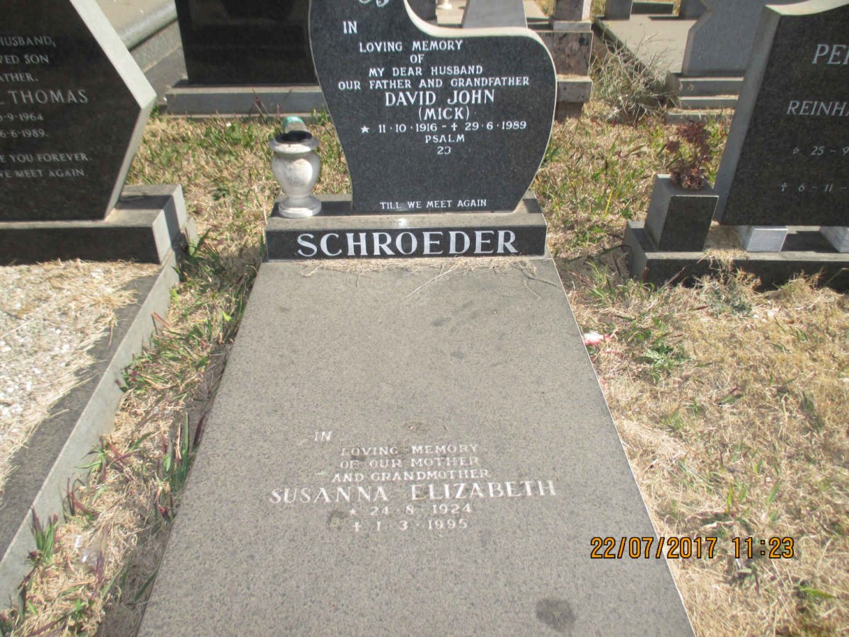 SCHROEDER David John 1916-1989 &amp; Susanna Elizabeth 1924-1995