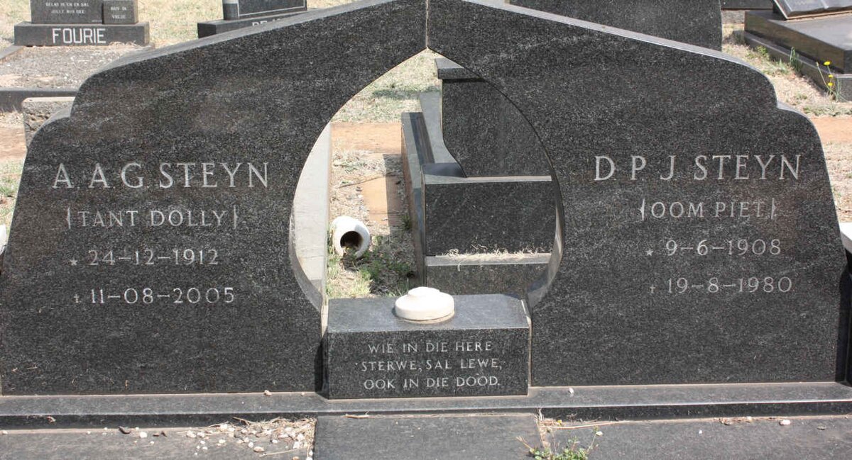STEYN D.P.J. 1908-1980 &amp; A.A.G. 1912-2005