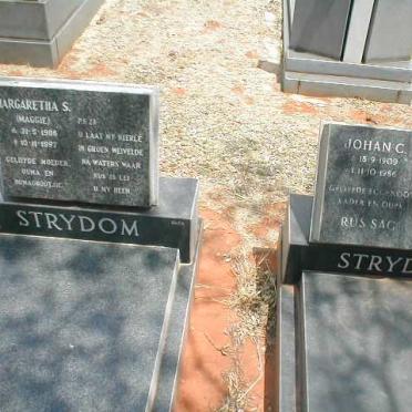 STRYDOM Johan C. 1909-1986 &amp; Margaretha S. 1906-1997