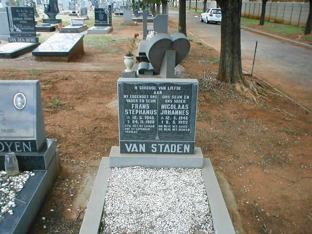 STADEN Frans Stephanus, van 1946-1988 :: VAN STADEN Nicolaas Johannes 1945-1989
