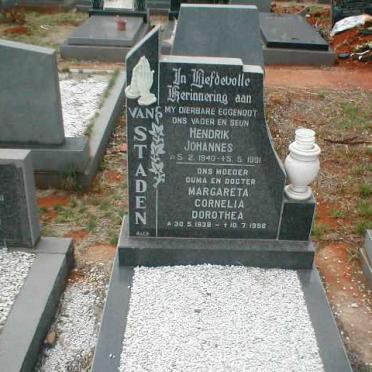 STADEN Hendrik Johannes, van 1940-1981 &amp; Margareta Cornelia Dorothea 1938-1996