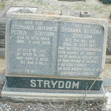 STRYDOM Stephanus Johannes Petrus 1883-1950 &amp; Susanna Susiena 1891-1947