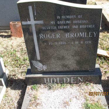 HOLDEN Roger Bromley 1935-1991