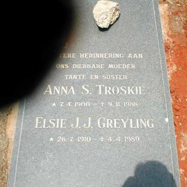 TROSKIE Anna S. 1900-1988 :: GREYLING Elsie J.J. 1910-1989