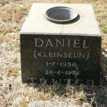 TRUTER Daniel 1956-1986