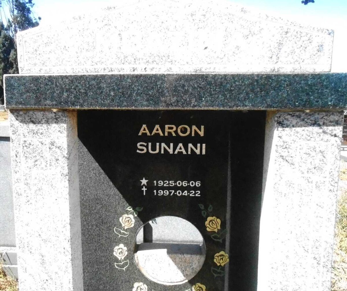 ? Aaron Sunani 1925-1997