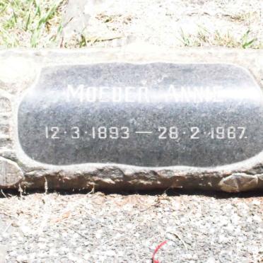 ? Moeder Annie 1893-1967