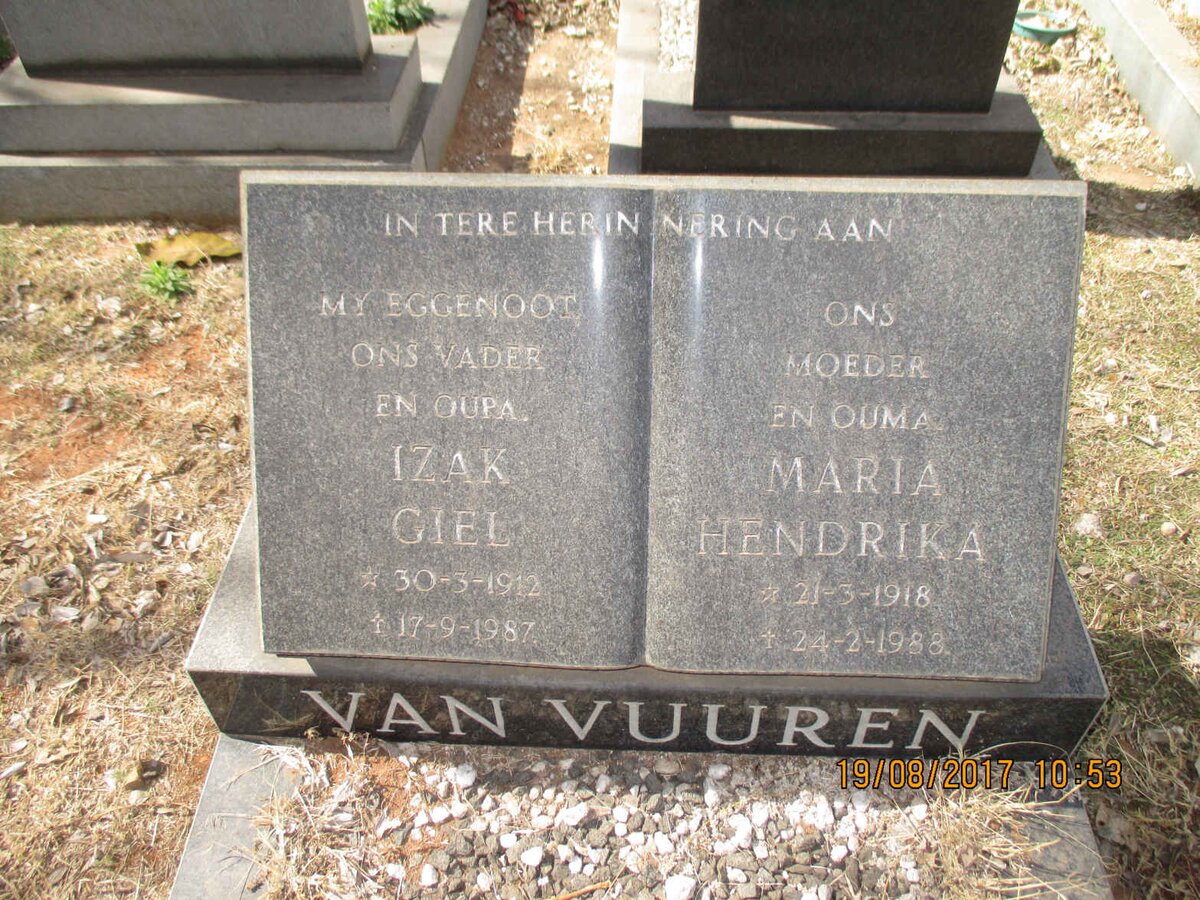 VUUREN Izak Giel, van 1912-1987 &amp; Maria Hendrika 1918-1988