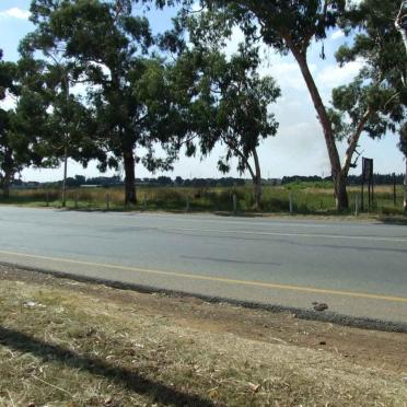 2. Overview across road from monument
