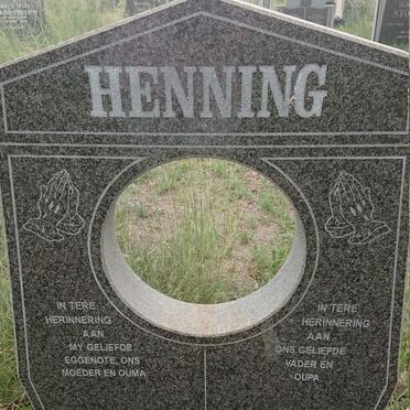 HENNING Gert Jacobus 1935- & Elizabeth 1937- 2000