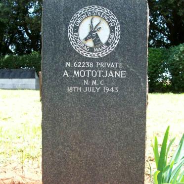 MOTOTJANE A. -1943