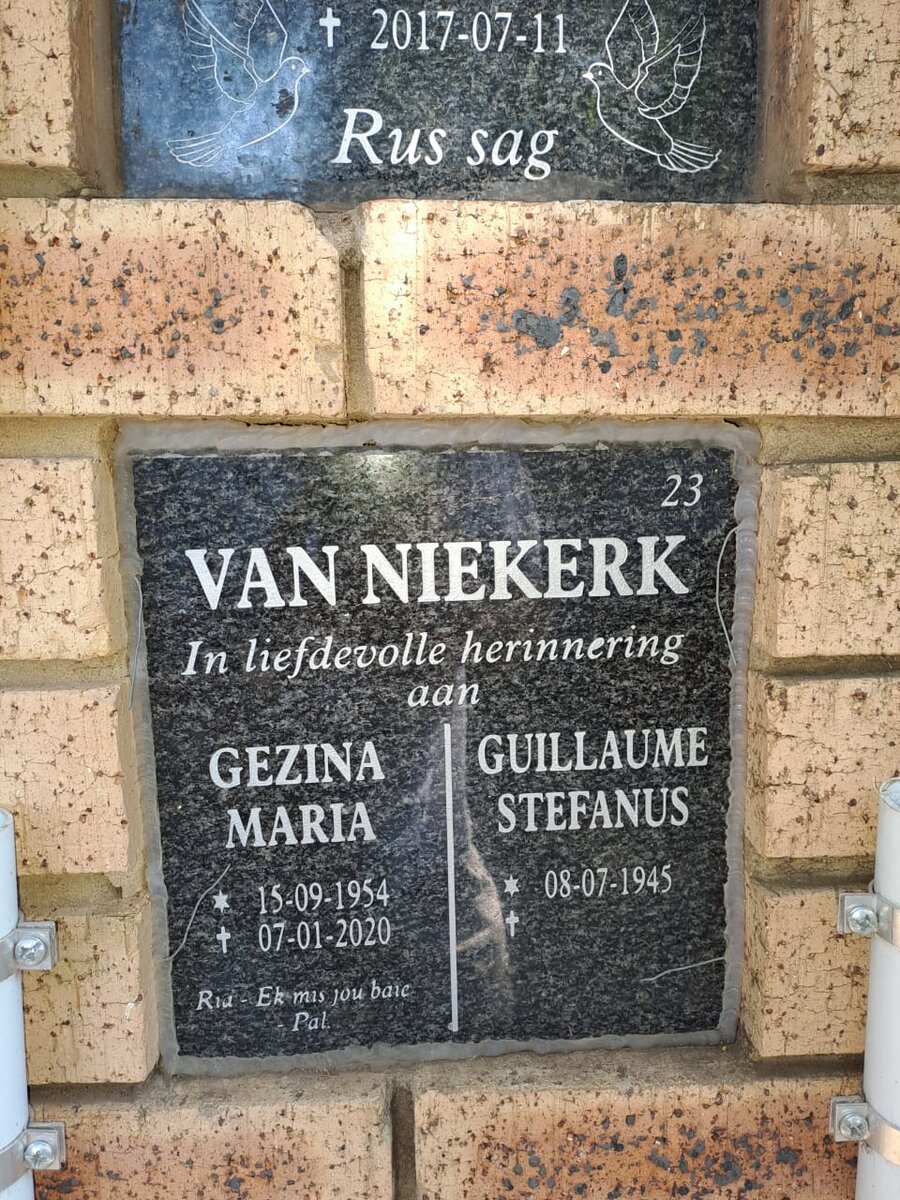 NIEKERK Guillaume Stefanus, van 1945- &amp; Gezina Maria 1954-2020