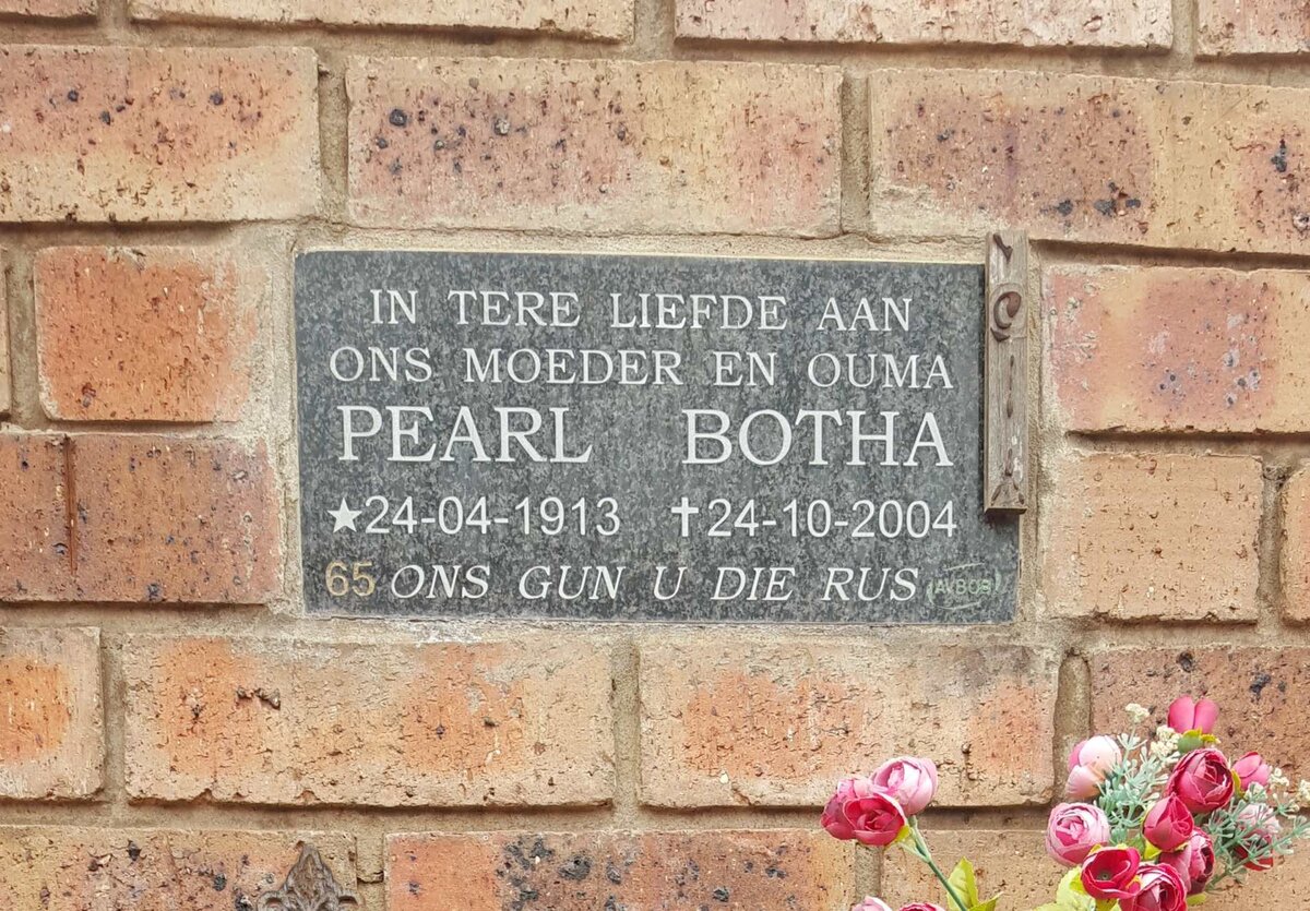 BOTHA Pearl 1913-2004