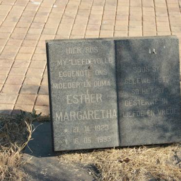 ? Esther Margaretha 1923-1993