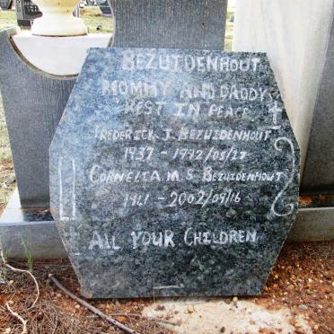 BEZUIDENHOUT Frederick J. 1937-1992 &amp; Cornelia M. S. 1941-2002