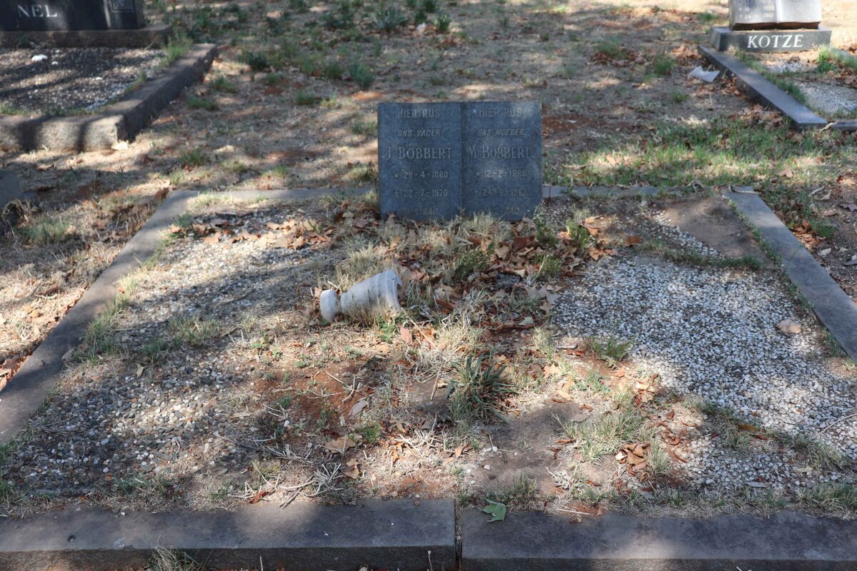 BOBBERT J. 1880-1970  M. 1888-1967_1